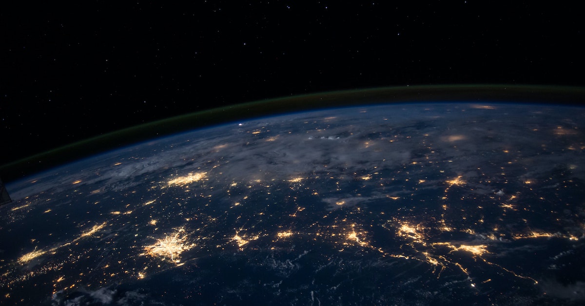 EVs aren’t clean if they’re charged with ‘dirty’ energy Featured Image