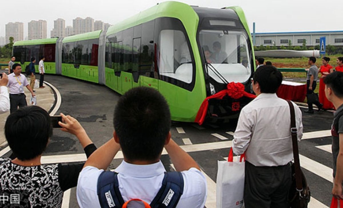 Is China’s autonomous trackless train just a glorified bus? Yeah, pretty much