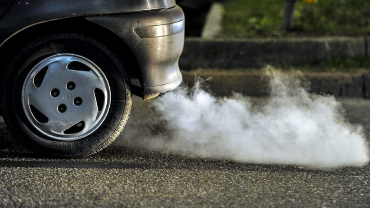 Car companies are ‘greenwashing’ their plug-in hybrid vehicles