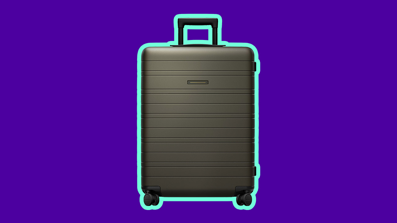 best equipment and gadgets for travelers: Horizn Studios H6 checked baggage