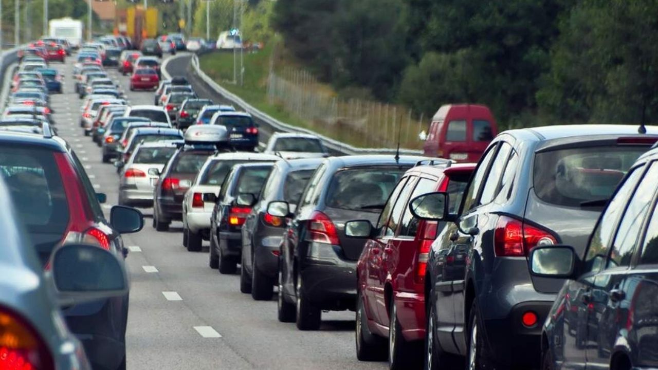 Employees hate their commute, not the office