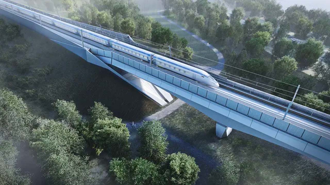 We asked an expert what canceling the HS2 Leeds branch means for UK high speed rail