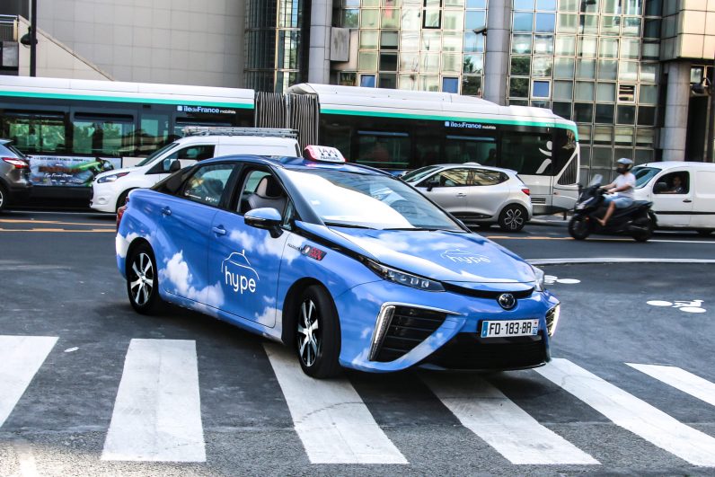 hydrogen taxis 