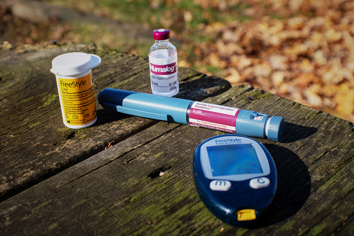 Las personas con enfermedades como la diabetes pueden beneficiarse de la monitorización no invasiva en tiempo real.