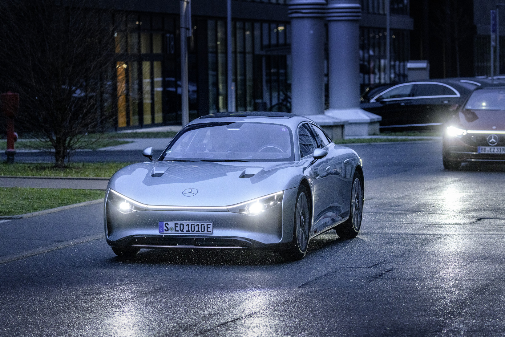 The Mercedes Vision EQXX brings us closer to 1000km range EVs - 58