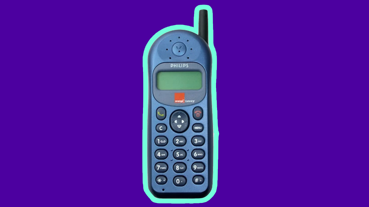 The Philips C12 (also known as the Savvy) is proof that, yes, Philips used to make phones.