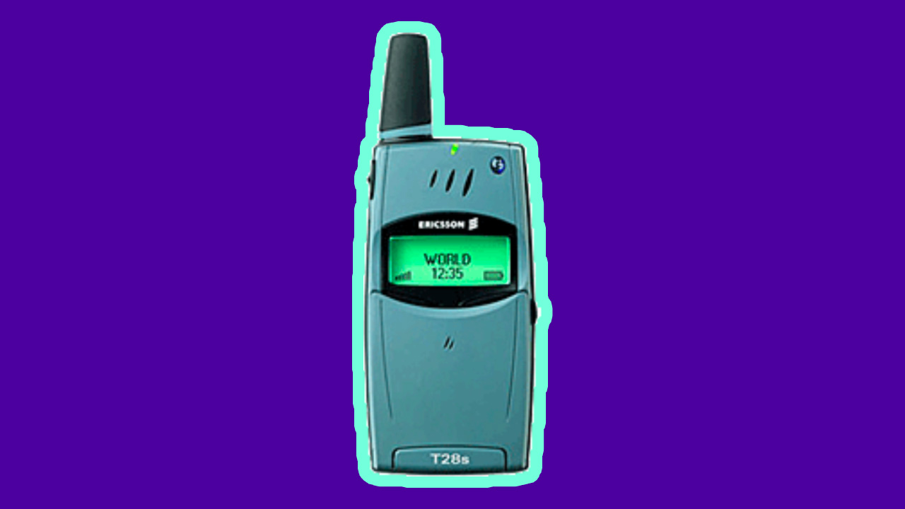 Ahh, an Ericsson phone before its merge with Sony. This, the T28, came out in 1999 and was known for being the slimmest and lightest phone of the time.
