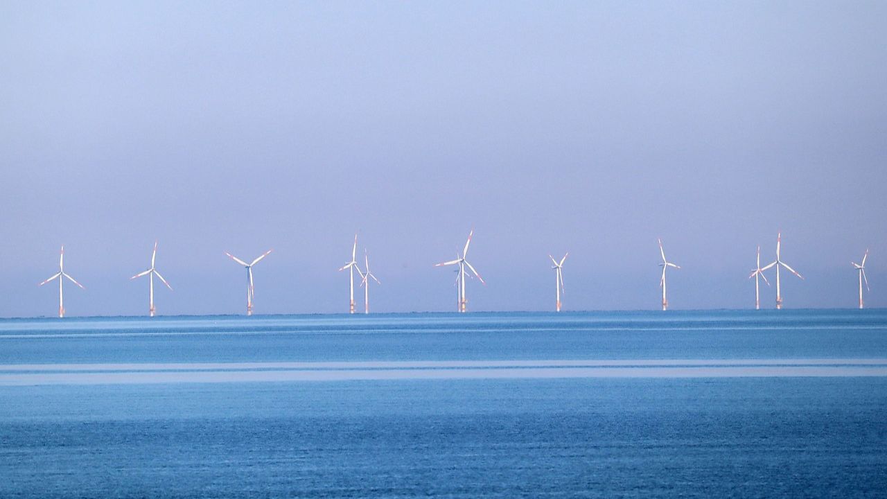 Great job! Bulgaria&#8217;s first offshore wind turbine will be used to produce gas