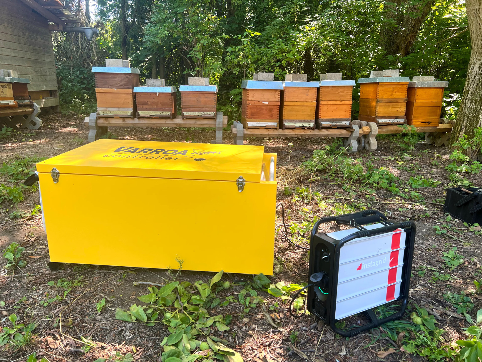 Instagrid battery to power beekeeping 