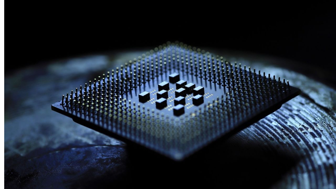 ASML CEO: Export curbs on China are more about US economics than security