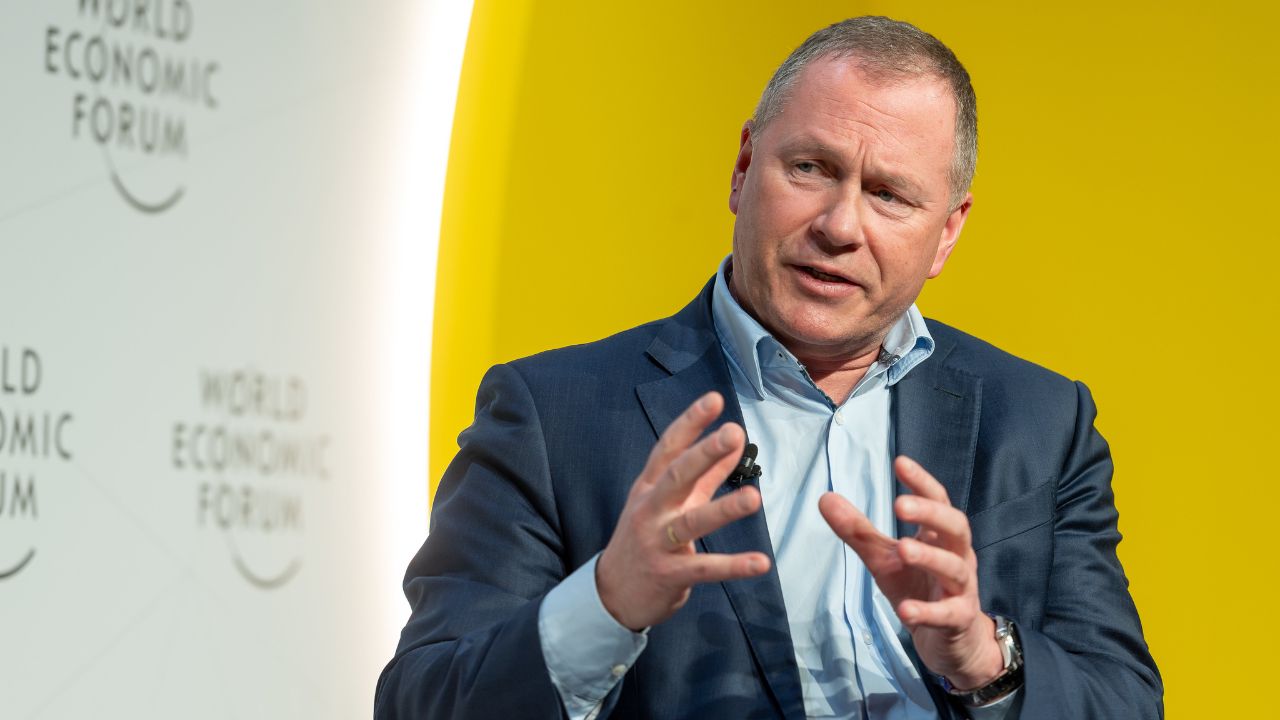 Norway wealth fund credits tech for $138B profit but envisions market crash