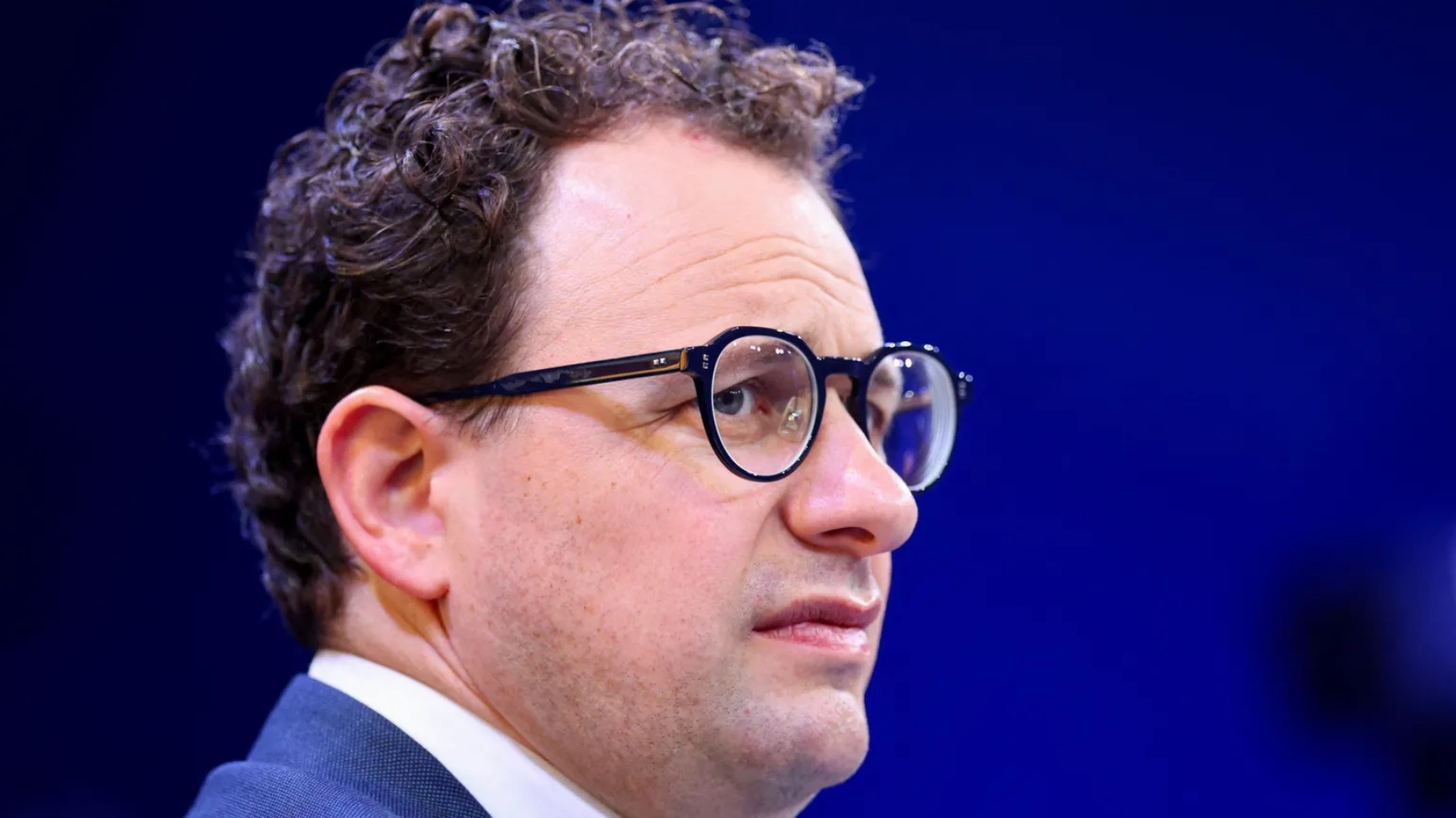 البنتاغون و Anthropic: صراع حاسم حول استخدام Claude العسكري