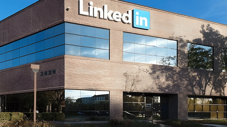LinkedIn secretly scans 6,000+ browser extensions and fingerprints your device